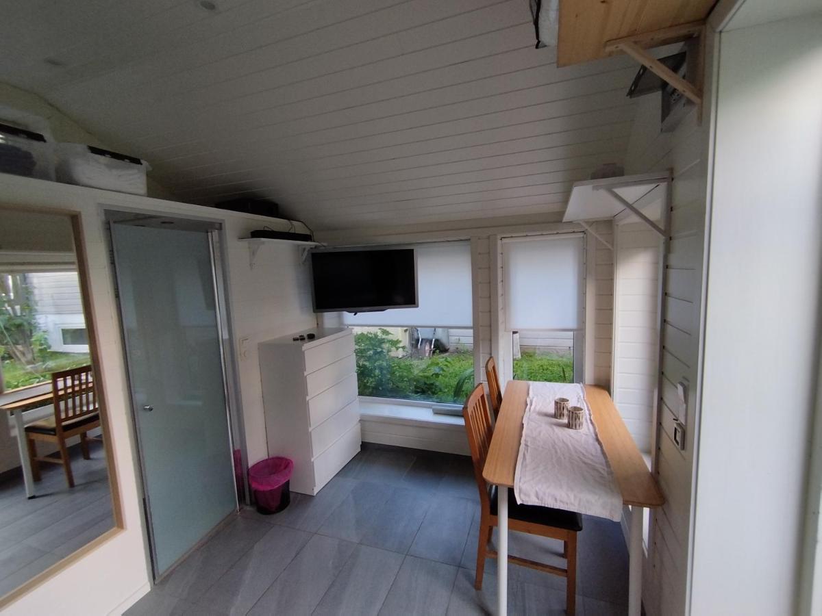 Guest House In The Garden Hokksund 外观 照片